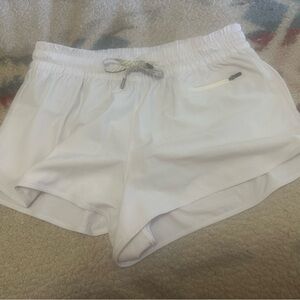 Vuori White Athletic Shorts with Elastic Waistband